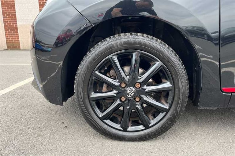 2018 Toyota AYGO 1.0 VVT-i x-press Hatchback 5dr Petrol Manual Euro 6 (68 ps) Hatchback Petrol Ma...