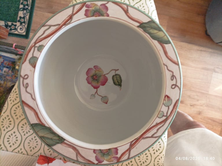 Available Terracotta Ceramic Glazed Botanical Pretty Flowers and Insects Pattern Plant Pot 