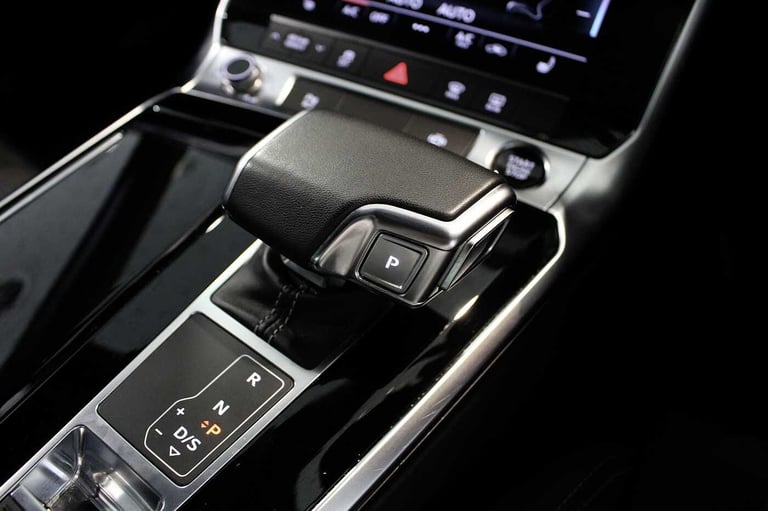 2023 Audi A6 Saloon 40 TFSI Black Edition 4dr S Tronic Saloon Petrol Automatic