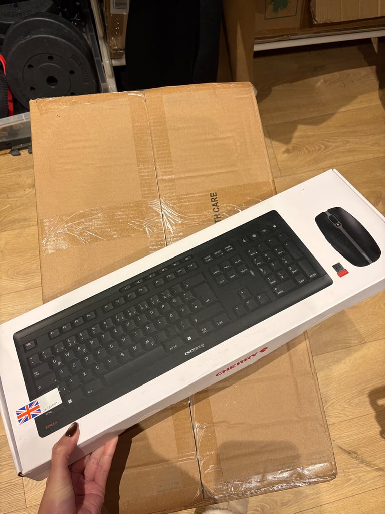 BRAND NEW KEYBOARD