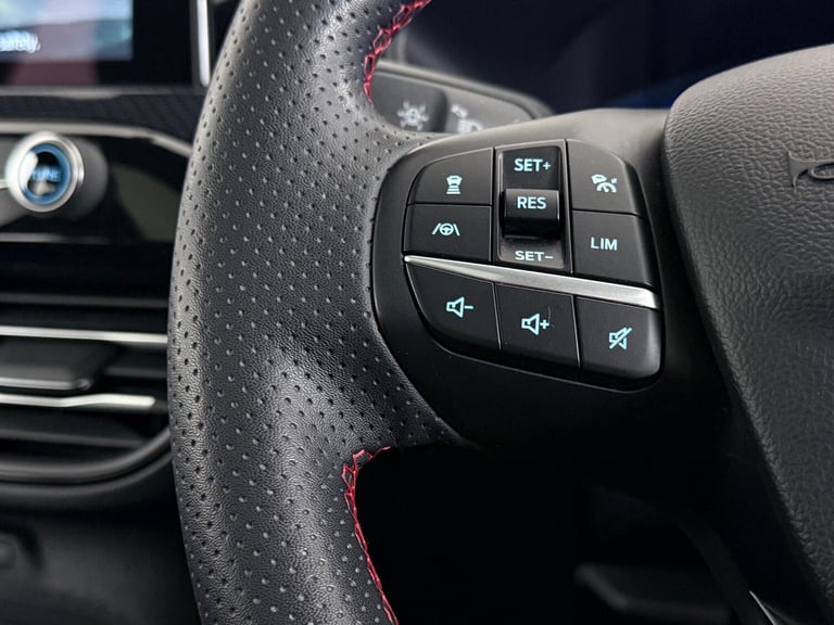  Ford Kuga 2.5 Duratec 14.4kWh ST-Line X Edition CVT Euro 6 (s/s) 5dr Petrol/Electric Hybrid Auto...