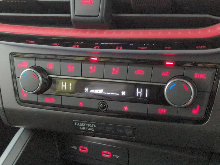 2022 SEAT Arona 1.0 TSI 110 FR Sport 5dr HATCHBACK PETROL Manual