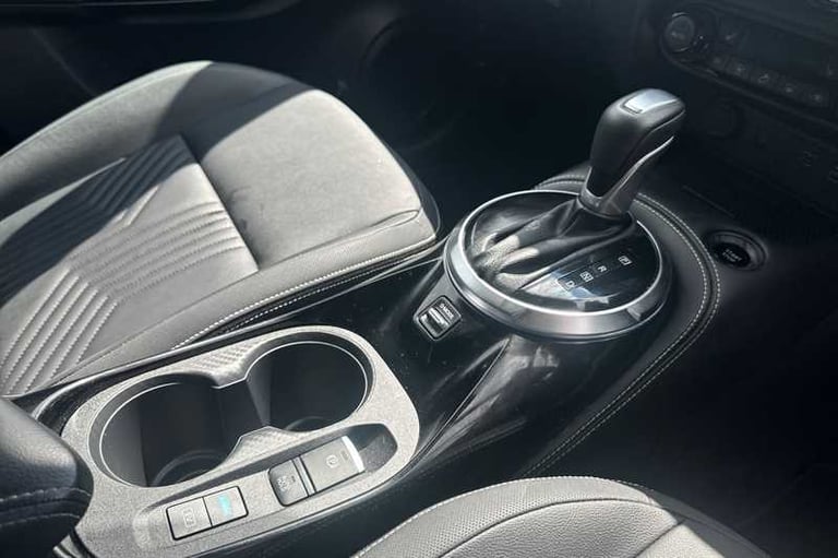 2025 Nissan Juke 1.6 HYBRID TEKNA 5DR AUTO Hatchback Hybrid Automatic