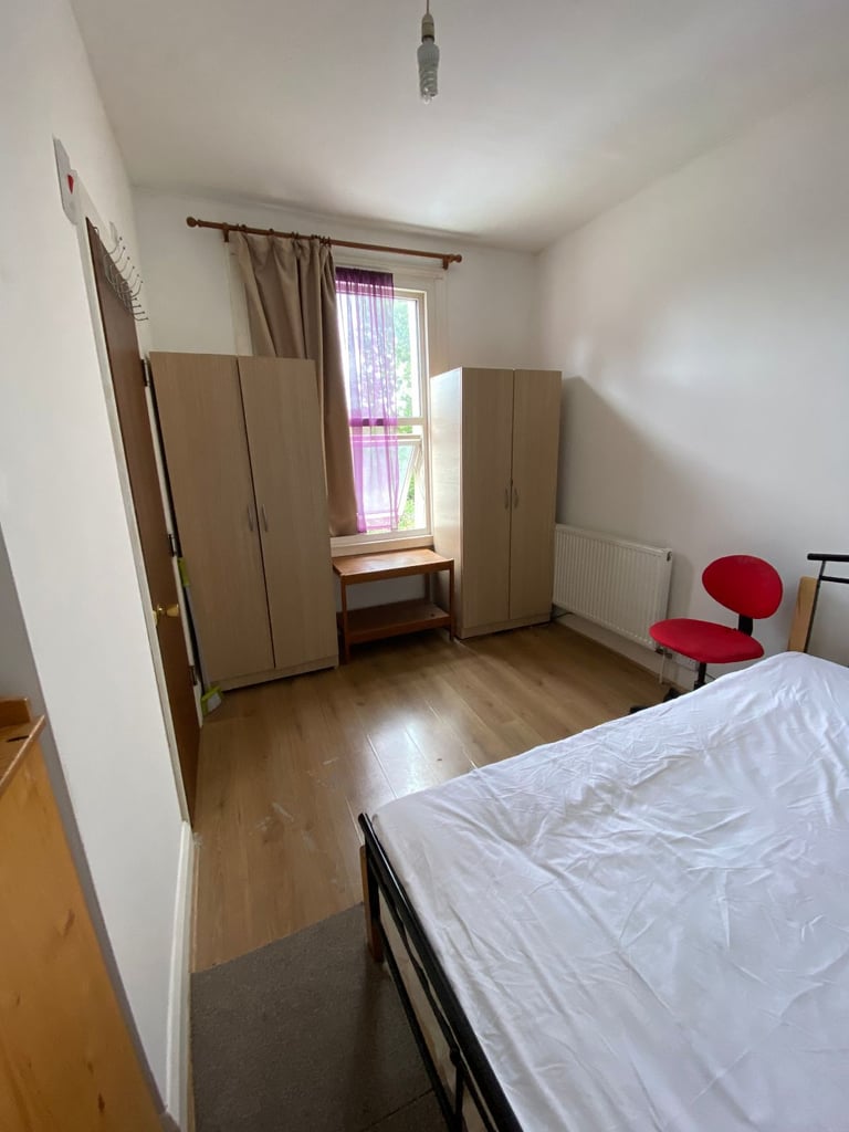BEAUTIFUL ENSUITE DOUBLE ROOM TO RENT IN HOUNSLOW 
