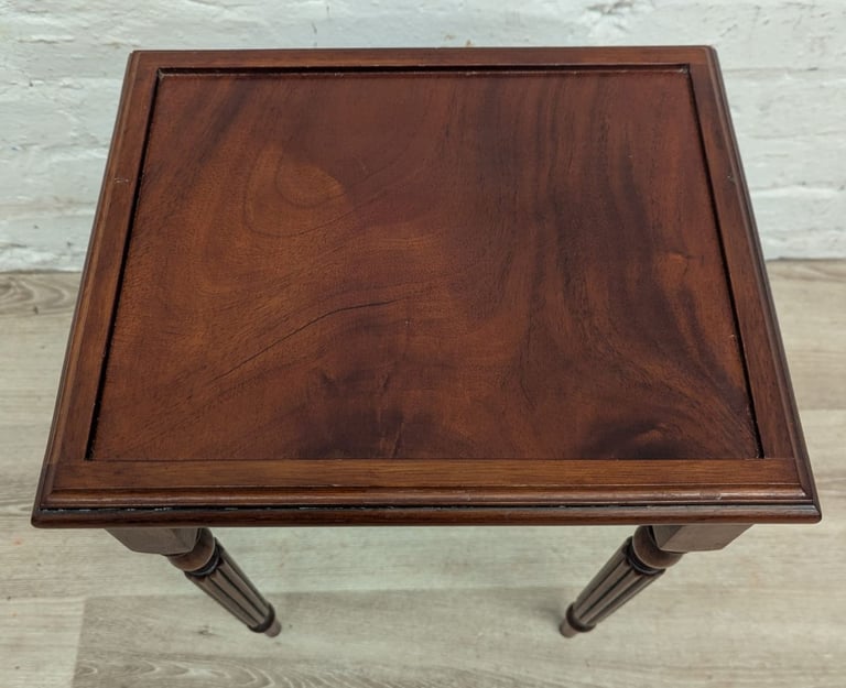 Reproduction mahogany small side table
