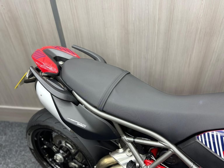 2021 21 DUCATI HYPERMOTARD 950 - Marc Marquez 93 Race Decals +++++