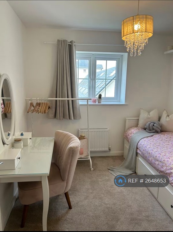 2 bedroom flat in Clydeside Terrace, Renfrew, PA4 (2 bed) (#2648653)