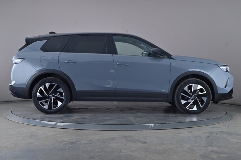  Vauxhall Grandland 1.2 Mhev Ultimate Suv 5dr Petrol Hybrid E Dct Euro 6 s/s