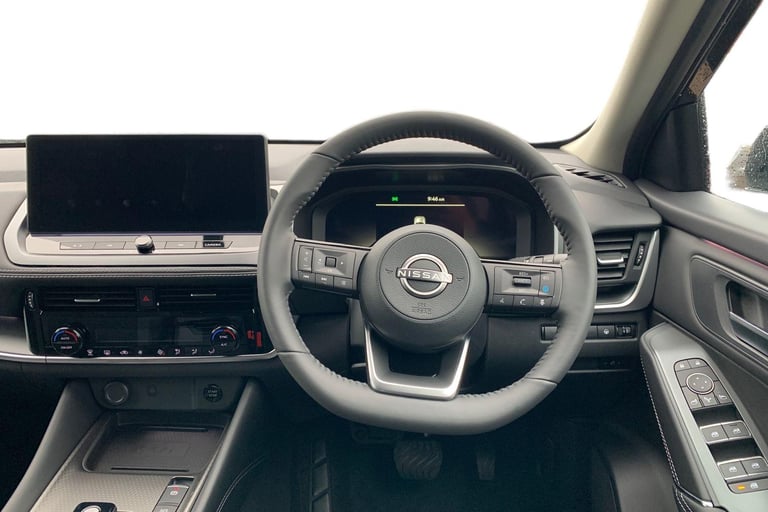2025 Nissan Qashqai 1.5 E-Power N-Connecta [Glass Roof] 5dr Auto Hatchback Hybrid Automatic
