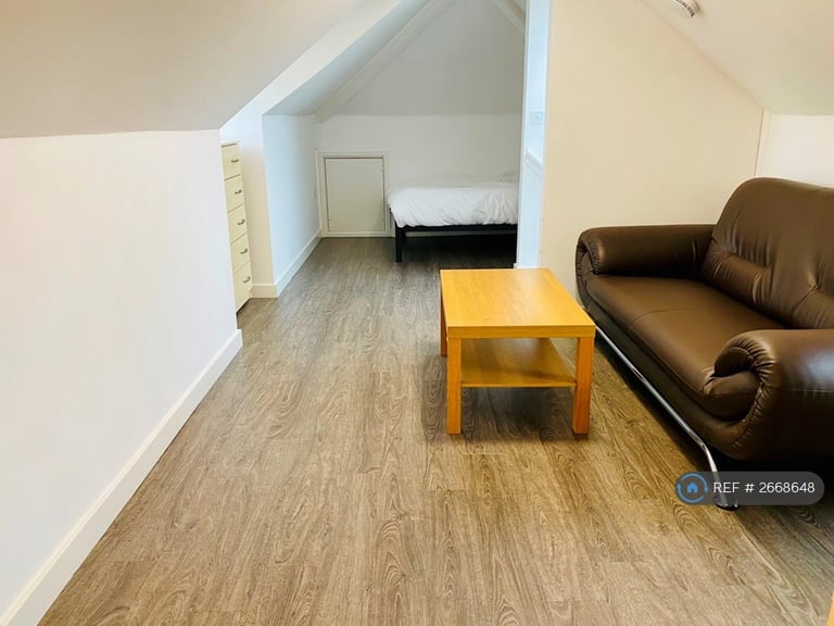 7 bedroom house in Brunswick Street, Leamington Spa, CV31 (7 bed) (#2668648)