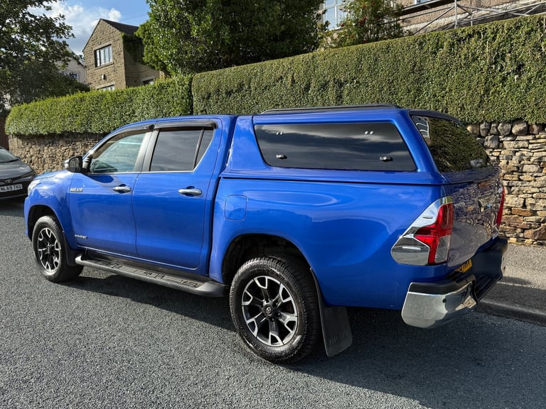 2019 Toyota Hilux INVINCIBLE X D/C 2.4 D4-D AUTO 4X4 BLUE PICK UP Diesel Automatic