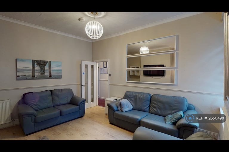 5 bedroom house in Gilesgate, Durham, DH1 (5 bed) (#2650498)