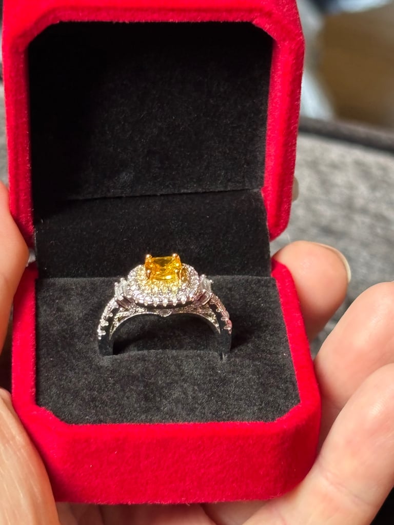 Sterling Silver Champagne & Clear Zircon Ring 