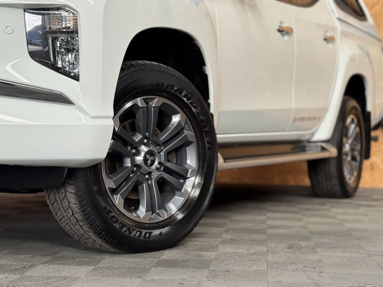 2020 Mitsubishi L200 2.2 DI-D DC Barbarian X Pickup Double Cab 4dr Diesel Auto 4WD Euro 6 (s/s)  ...