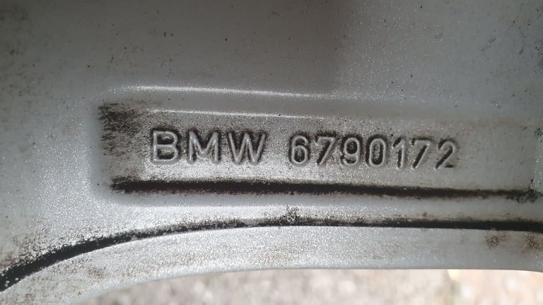 4X GENUINE BMW Style 327 ALLOYS WITH 225/55 R17  GOOD YEAR WINTER TYRES