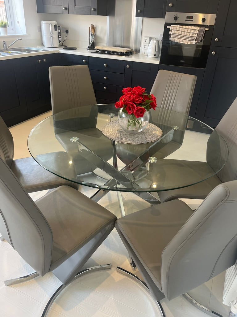 image for Glass Dining table with 6 chairs