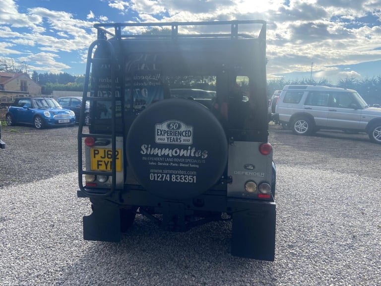 2012 Land Rover Defender Hard Top TDCi [2.2] PANEL VAN DIESEL Manual
