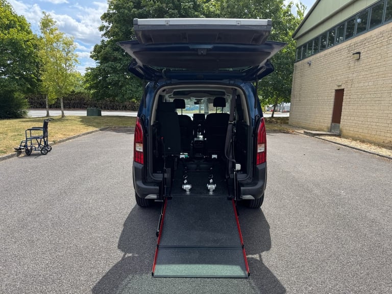  1.5 BlueHDi 100 Allure 5dr Wheelchair Accessible Vehicle, WAV