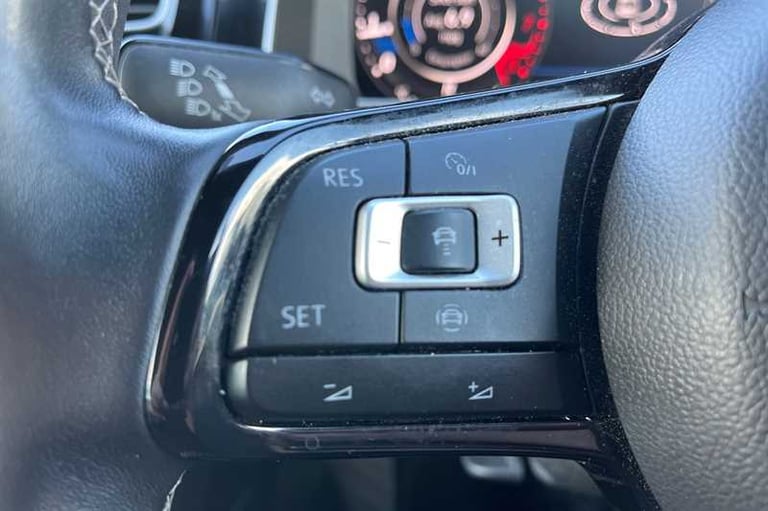 2020 Volkswagen Golf 2.0 TSI R Hatchback 5dr Petrol DSG 4Motion Euro 6 (s/s) (300 ps) Hatchback P...