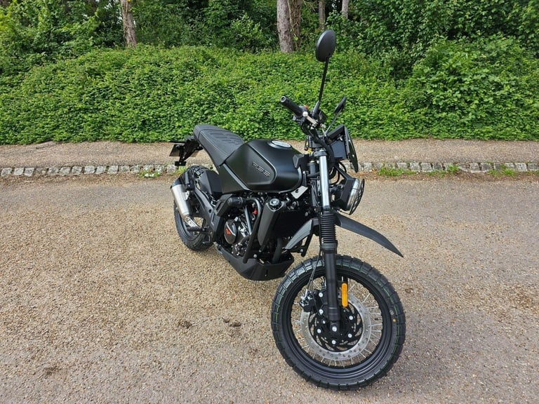 LEXMOTO RSS 125 SCRAMBLER 2025 Petrol Manual in Grey