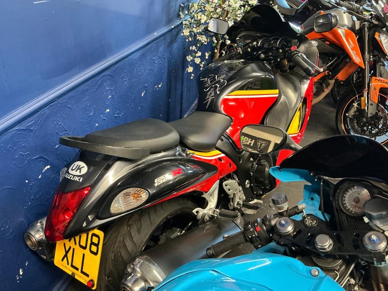 Suzuki GSX1300 r free delivery 
