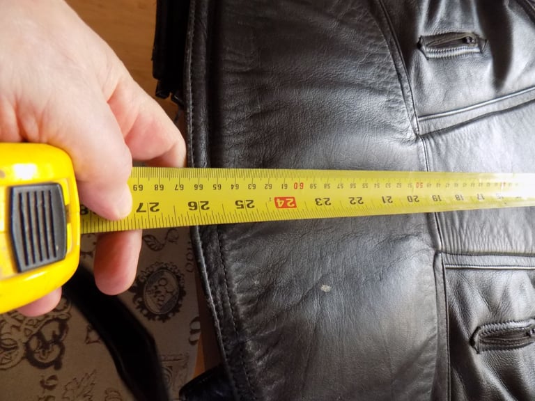 LEATHER BIKER JACKET 