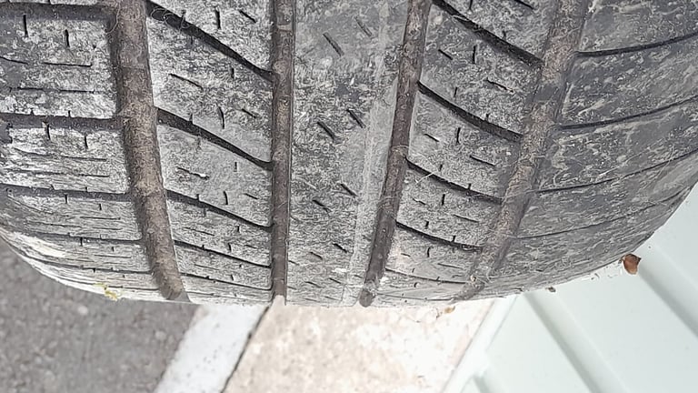 Range Rover L322 towbar  and wheel wrangler 20 inch, rubber Range rover mats ono