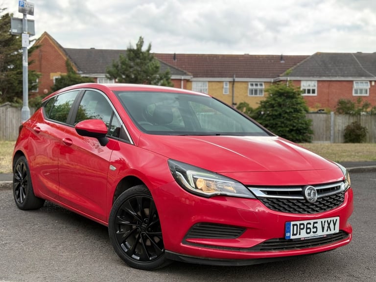 image for 2015 Vauxhall Astra 1.4T 16V 125 Design 5dr HATCHBACK Petrol Manual