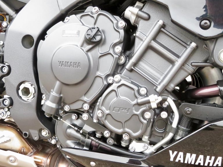 YAMAHA MT-10 SP 2022