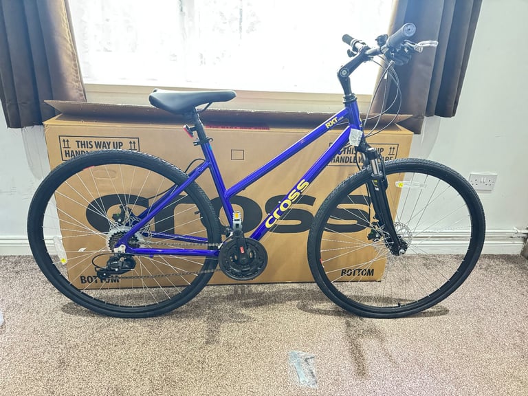 image for Brand New boxed Cross Rxt Hybrid Bike With Front Suspension