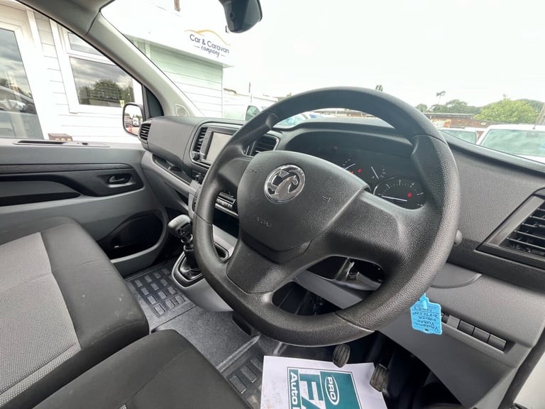 2022 72 VAUXHALL VIVARO 1.5 TURBO D 2900 DYNAMIC PANEL VAN 6DR DIESEL MANUAL L2 