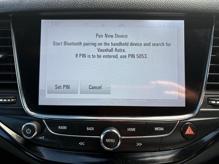 2017 Vauxhall Astra 1.4i Turbo SRi Nav Euro 6 5dr Hatchback Petrol Manual