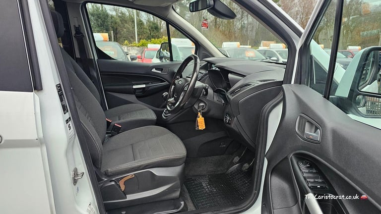 FORD GRAND TOURNEO CONNECT 1.5 TDCi Titanium 2017