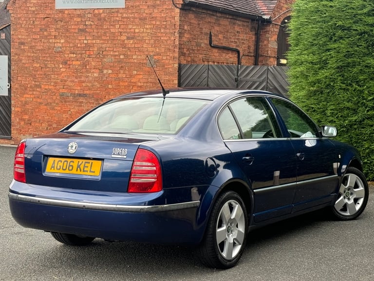 SKODA SUPERB 2.8 PETROL V6 ELEGANCE AUTOMATIC, WOW 58K GENUINE MILES, HUGE SPEC 