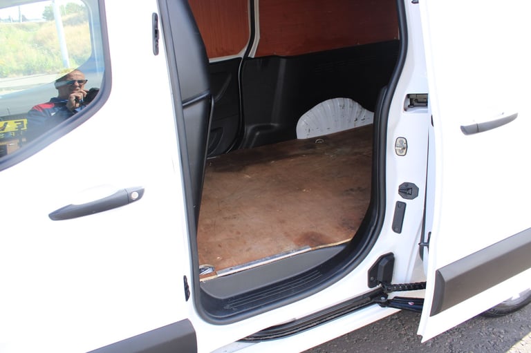CITROEN BERLINGO 1.5 ENTERPRISE PRO XL 2022.Bluetooth,Air Con,Cruise,DAB,Park Sensors,Ulez Compliant
