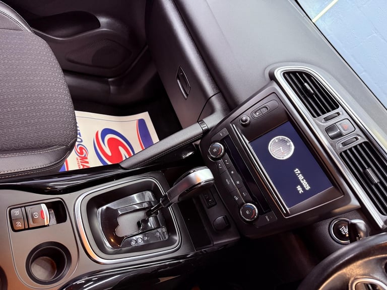 2017 Renault Kadjar 1.5 dCi Dynamique S Nav EDC Euro 6 (s/s) 5dr HATCHBACK Diesel Automatic