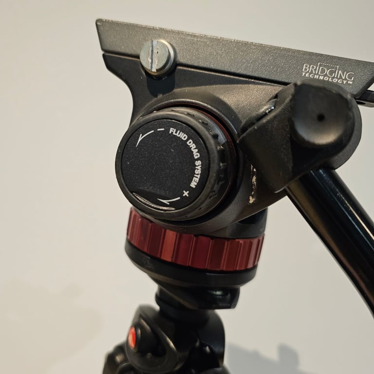 Manfrotto carbon fibre tripod plus fluid head 