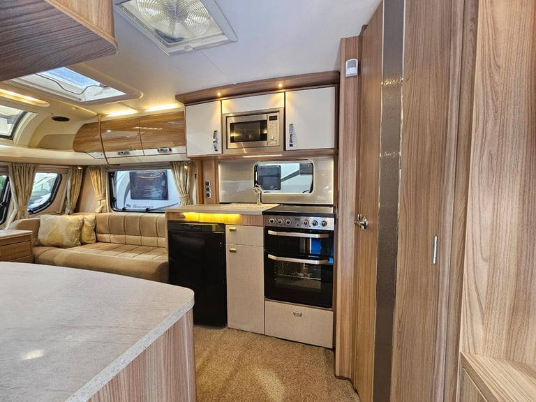 Swift Conqueror 480 2015