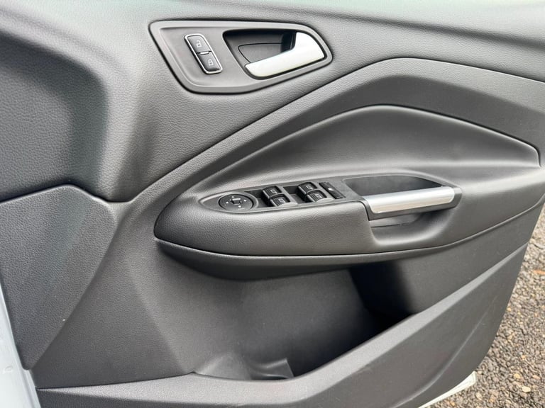 2016 Ford Kuga 2.0 TDCi EcoBlue Zetec Powershift AWD Euro 6 (s/s) 5dr HATCHBACK Diesel Automatic