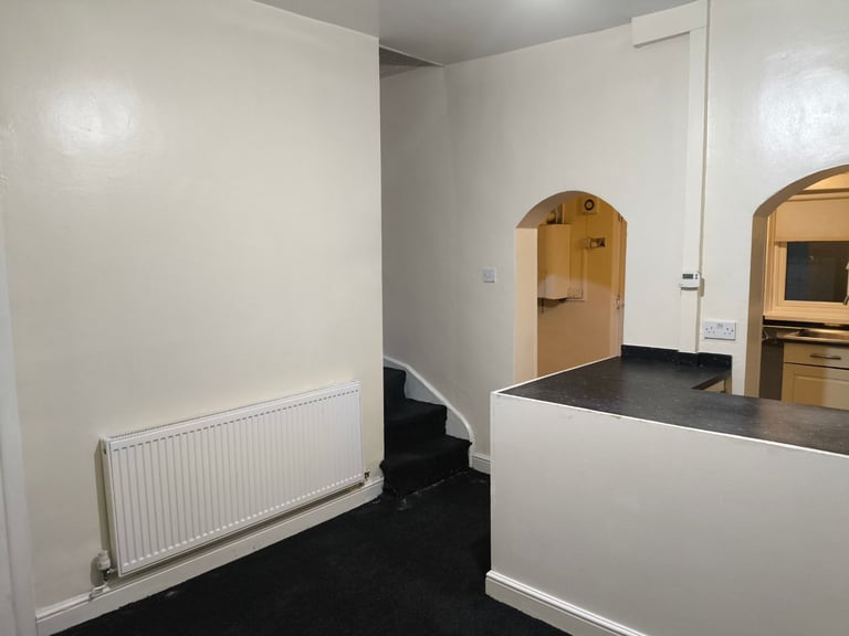 Charming 2-Bedroom Mid-Terrace Home on Tower Street, Heywood – £1000 PCM