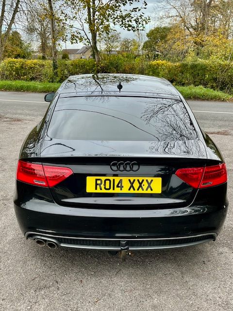 Audi A5 Sportback, 2014, 2.0tdi Quattro S-Line Black Edition Manual
