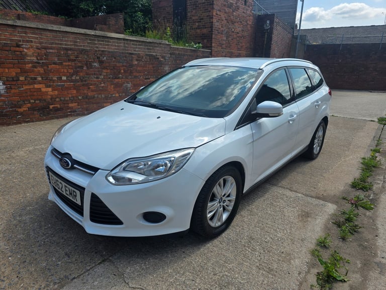 2012 Ford Focus 1.6 TDCi 115 Edge 5dr ESTATE Diesel Manual - Image 2