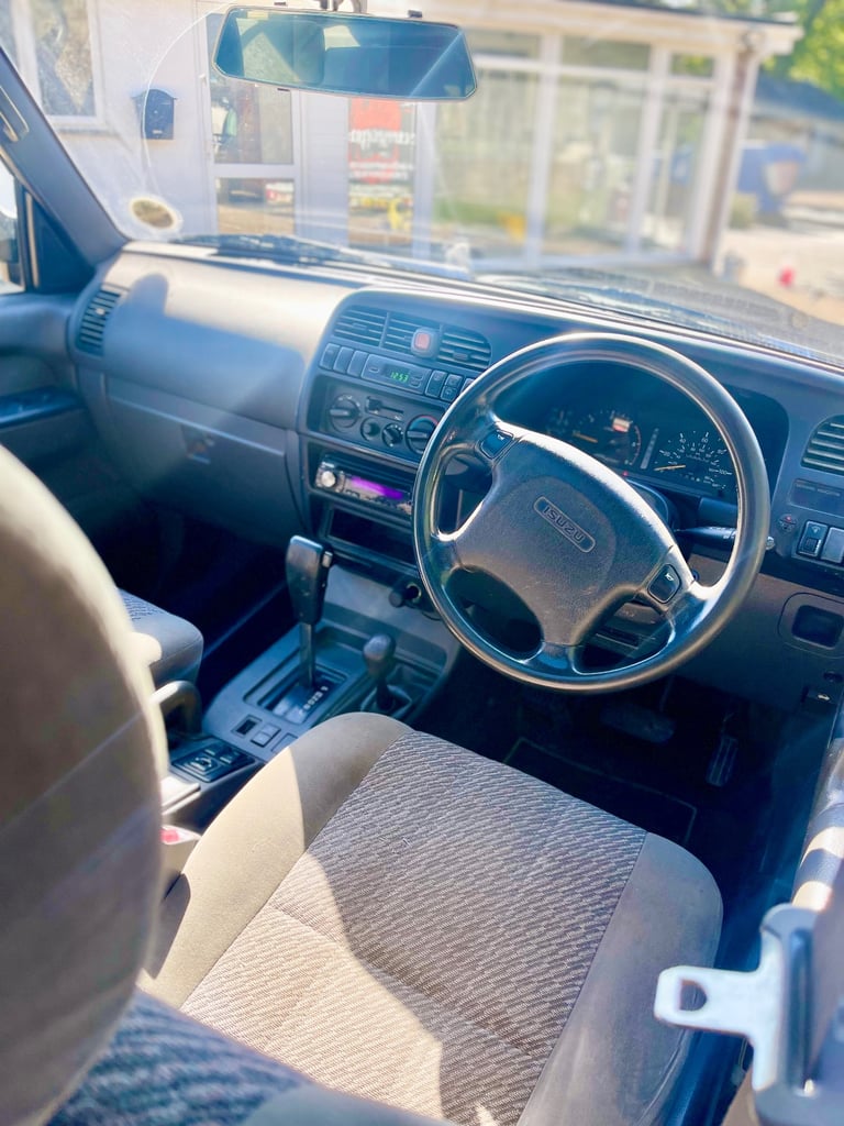 Isuzu BIGHORN/TROOPER AUTO 3.1 TURBO DIESEL 