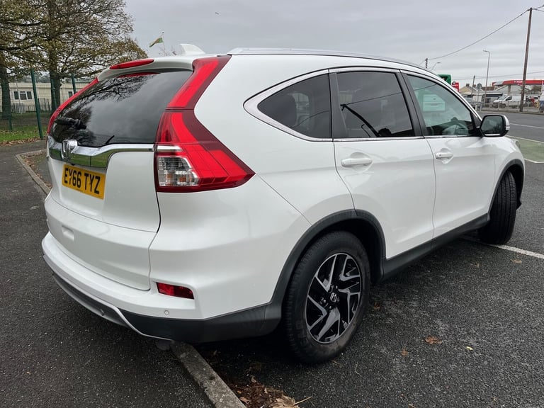 2016 Honda CR-V 2.0 i-VTEC SE Plus 5dr 2WD [Nav] ESTATE Petrol Manual