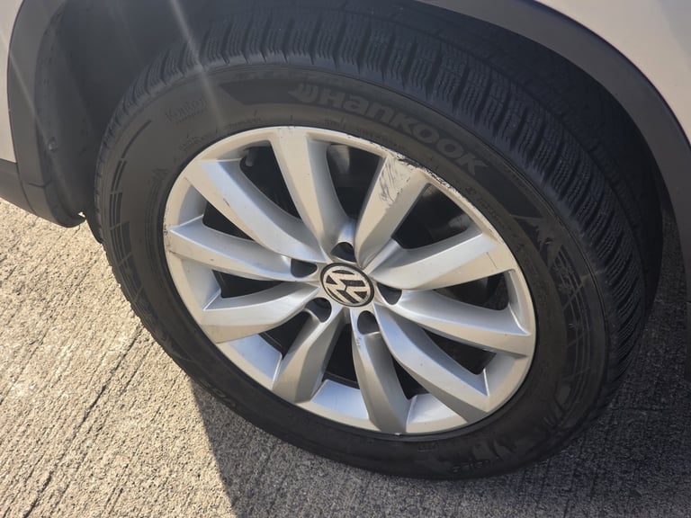 2014 Volkswagen Tiguan 2.0 TDi BlueMotion Tech Match 5dr 4MOTION 4WD ESTATE Diesel Manual