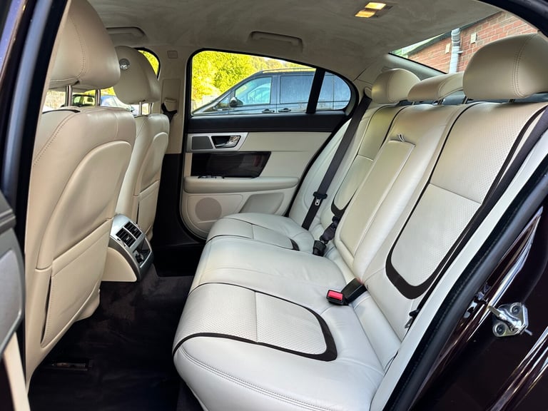 2012 (62) JAGUAR XF 3.0D V6 PORTFOLIO 66,000 MILES 11 SERVICES 2 OWNERS NEW MOT