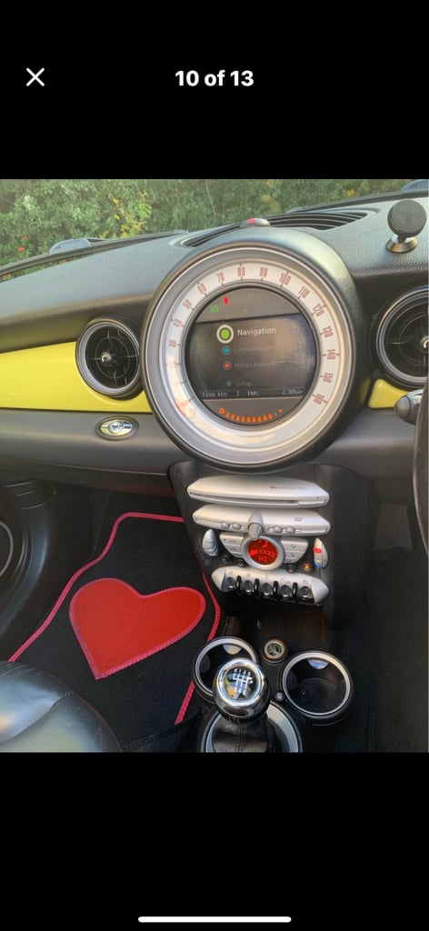 Mini Cooper convertible 