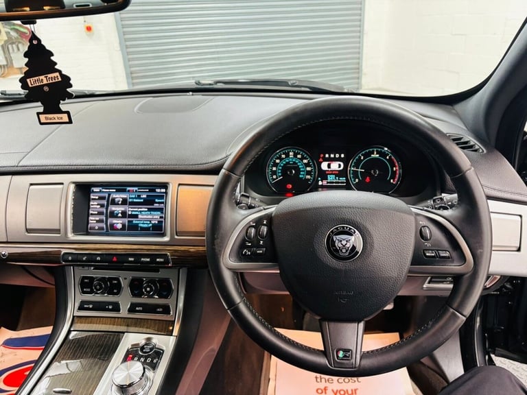 2014 Jaguar XF 2.2d [200] R-Sport 4dr Auto SALOON DIESEL Automatic