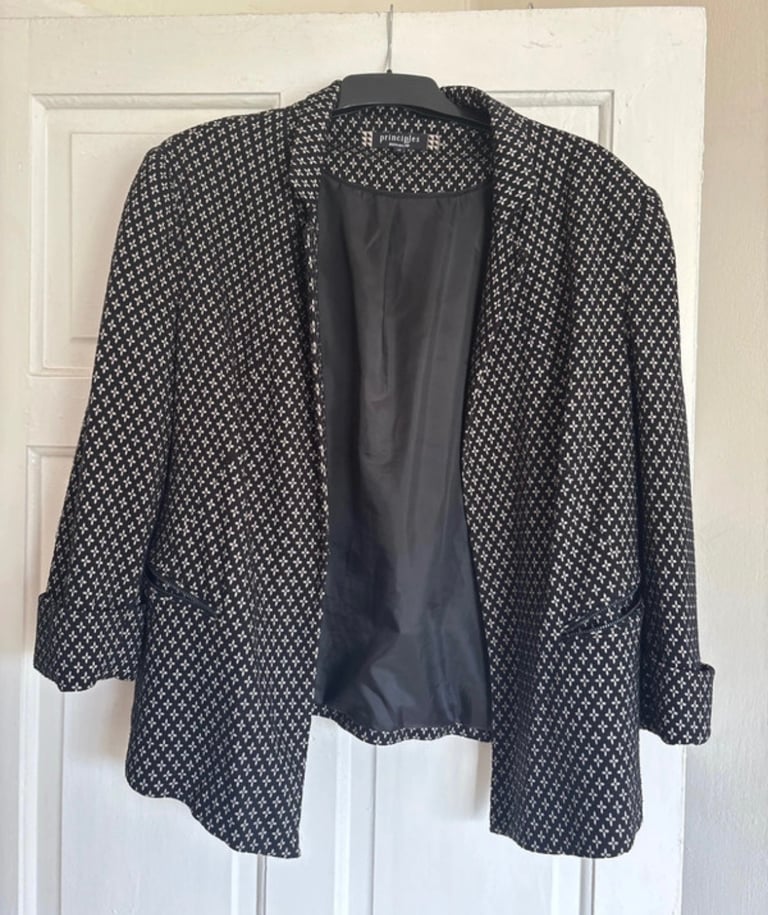 image for Ladies Blazer Size 16
