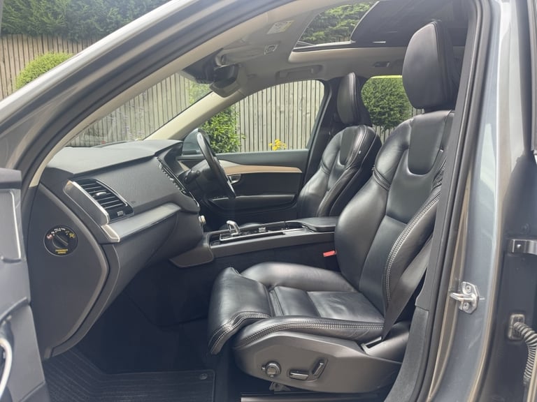 2018 Volvo XC90 T8 2.0 T8 TWIN ENGINE MOMENTUM PRO AWD 5DR Automatic 4x4 Petrol/Electric Automatic